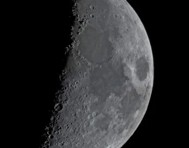 Maan met Werner X formatie